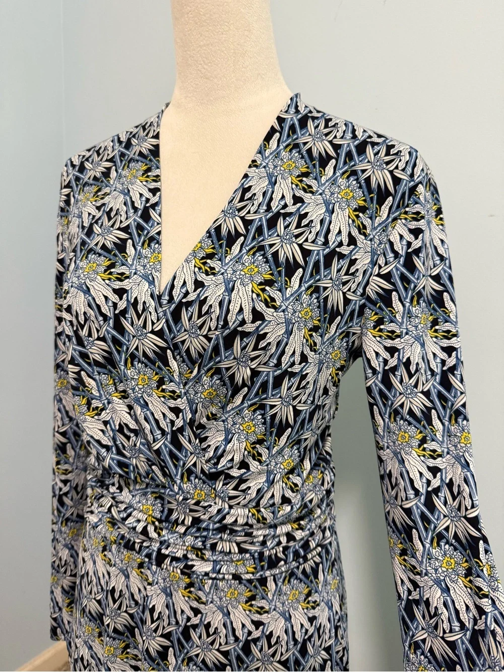 Brooks Brothers Women’s Long Sleeve Floral Print Wrap Lined Dress‎ Size L